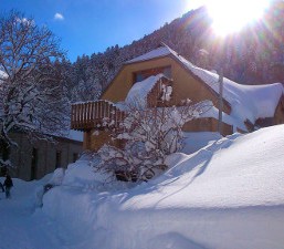 Hébergement pour les classes de neige dans les Pyrénées
